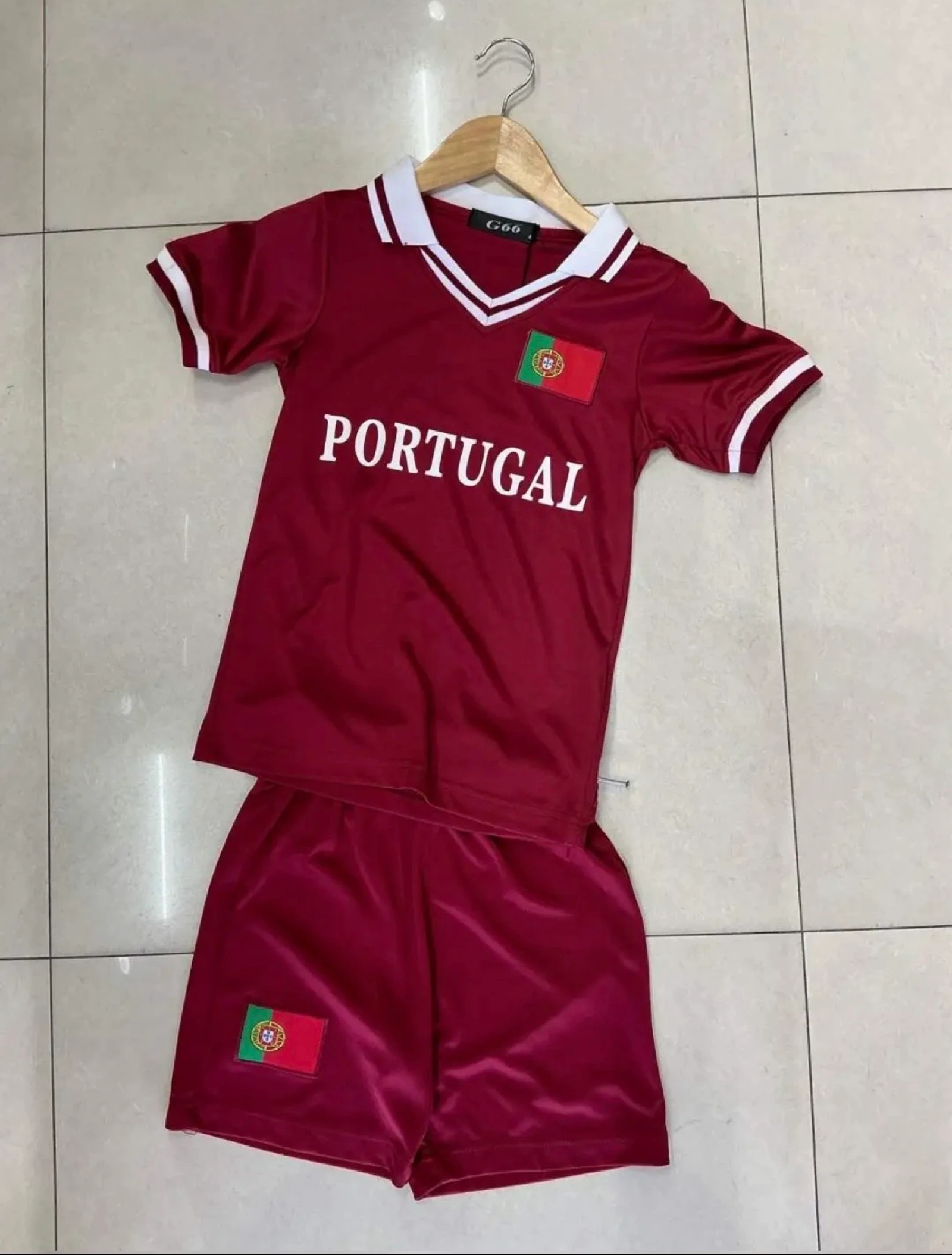 Ensemble foot 🇵🇹 enfant 8 ans ~ maillot+ short
